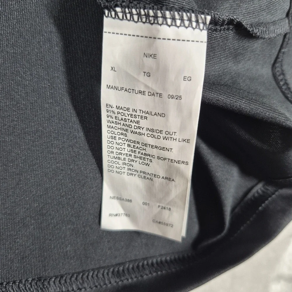 Nike Dri-Fit UV Long Sleeve Hydroguard‎ Shirt Women's XL Black Swim NESSA386-001